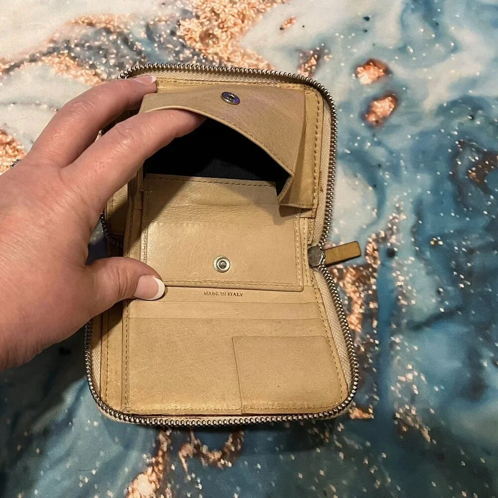 Vintage Kate Spade Italian Leather Small Zip-Around Wallet - Picture 7 of 11